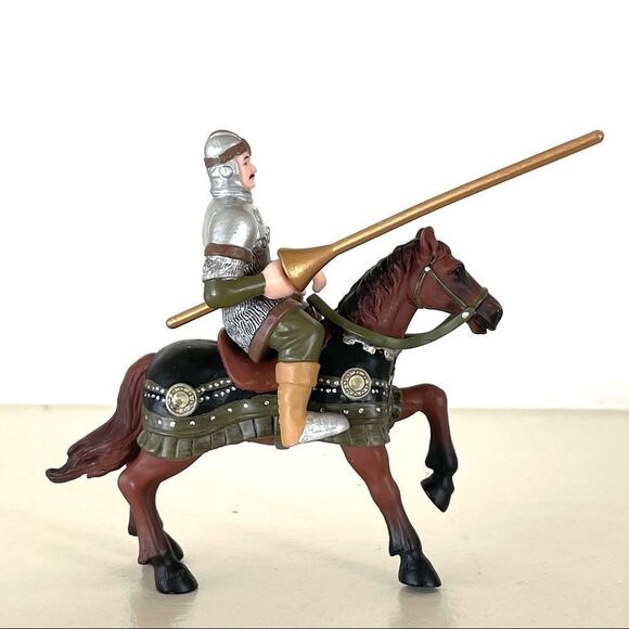 ELC horse and knight toy - Picture 3 of 9